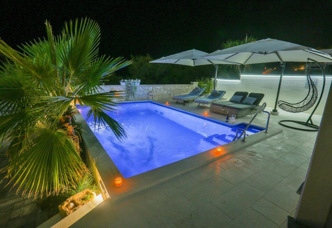 Villa Marin Sevid ภายนอก รูปภาพ