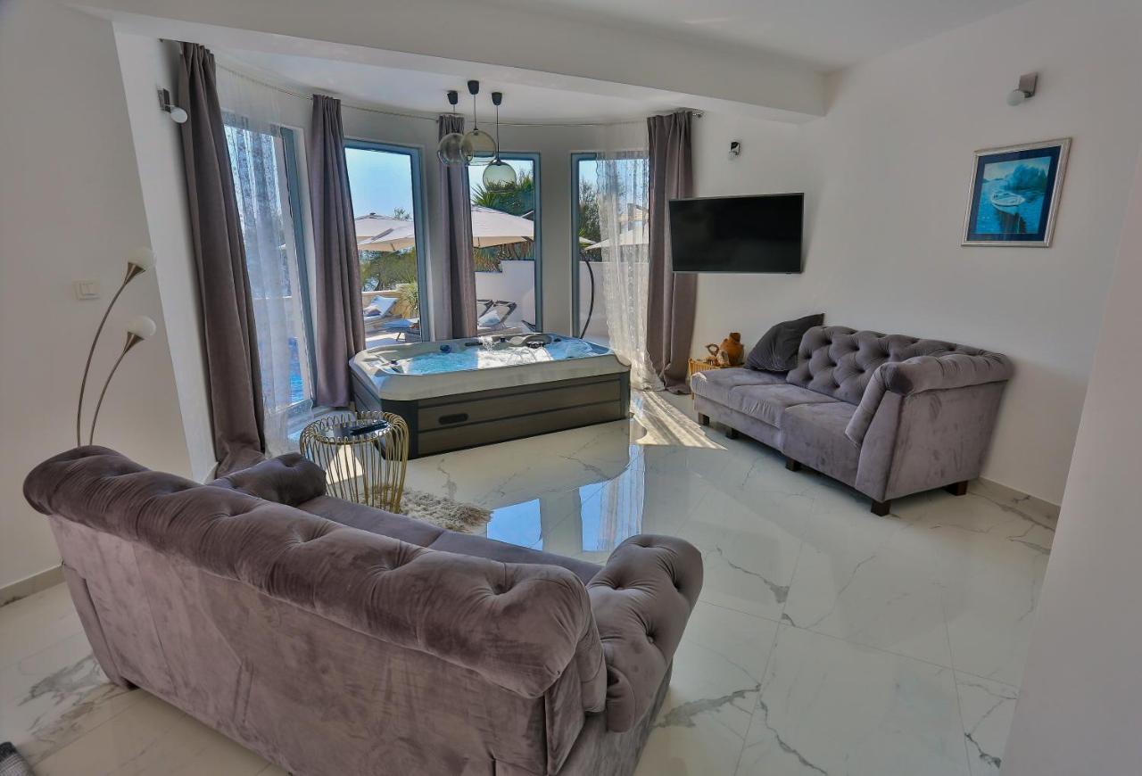 Villa Marin Sevid ภายนอก รูปภาพ