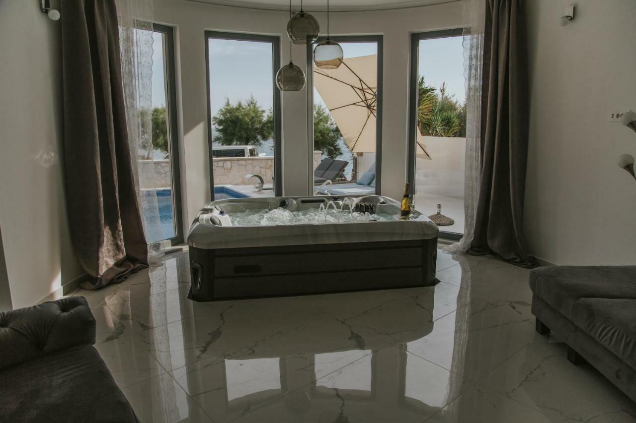 Villa Marin Sevid ภายนอก รูปภาพ